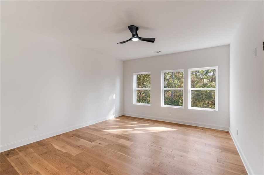 Spacious, unfurnished interior of a new home in , Lithia Springs (Image 15).