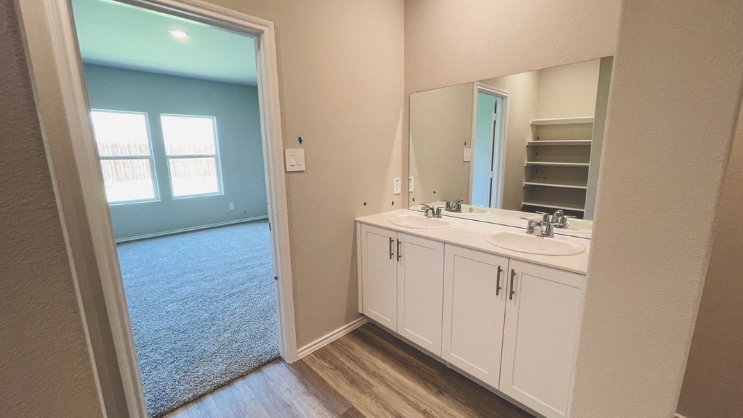Furnished interior view inside a new home in Sunnycreek, Fort Worth (Image 7). Furnished interior view inside a new home in Sunnycreek, Fort Worth (Image 7).