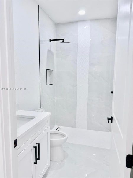 Furnished interior view inside a new home in , Lehigh Acres (Image 4).