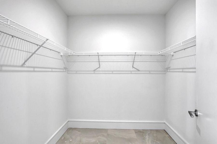 Spacious, unfurnished interior of a new home in , Lake Park (Image 22).