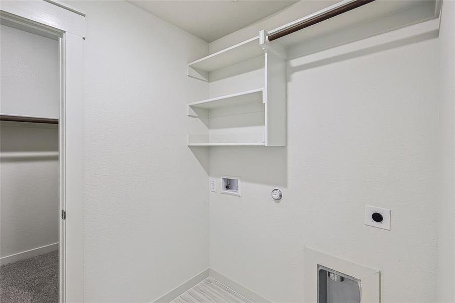 Laundry area featuring washer hookup, gas dryer hookup, and electric dryer hookup