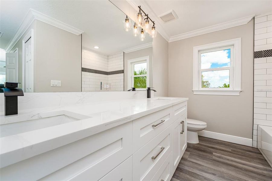 Furnished interior view inside a new home in , Tampa (Image 52).