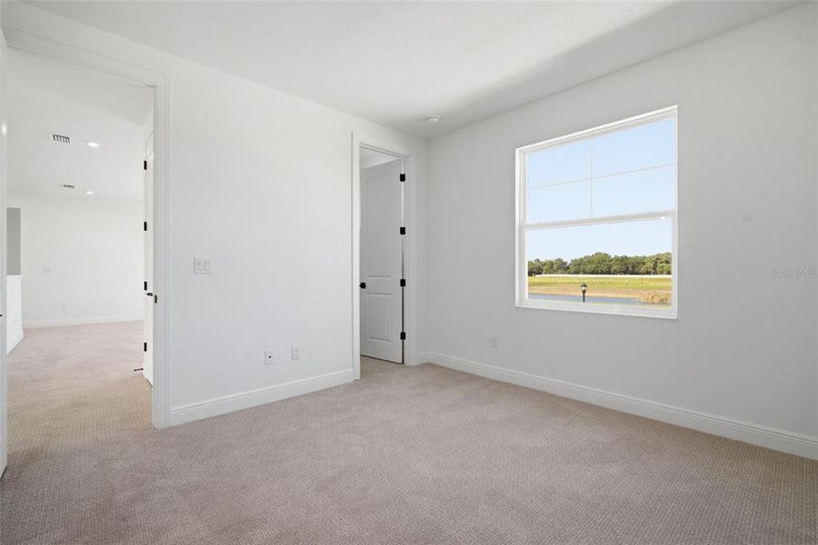 Spacious, unfurnished interior of a new home in Fieldstone, Plant City (Image 73).