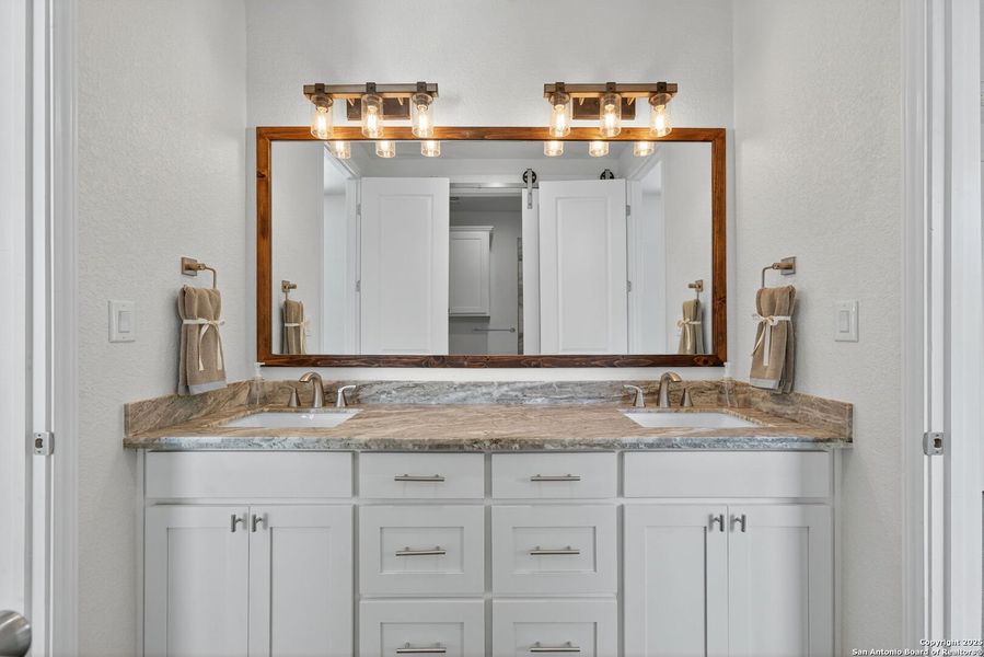 Furnished interior view inside a new home in , New Braunfels (Image 11). Furnished interior view inside a new home in , New Braunfels (Image 11).