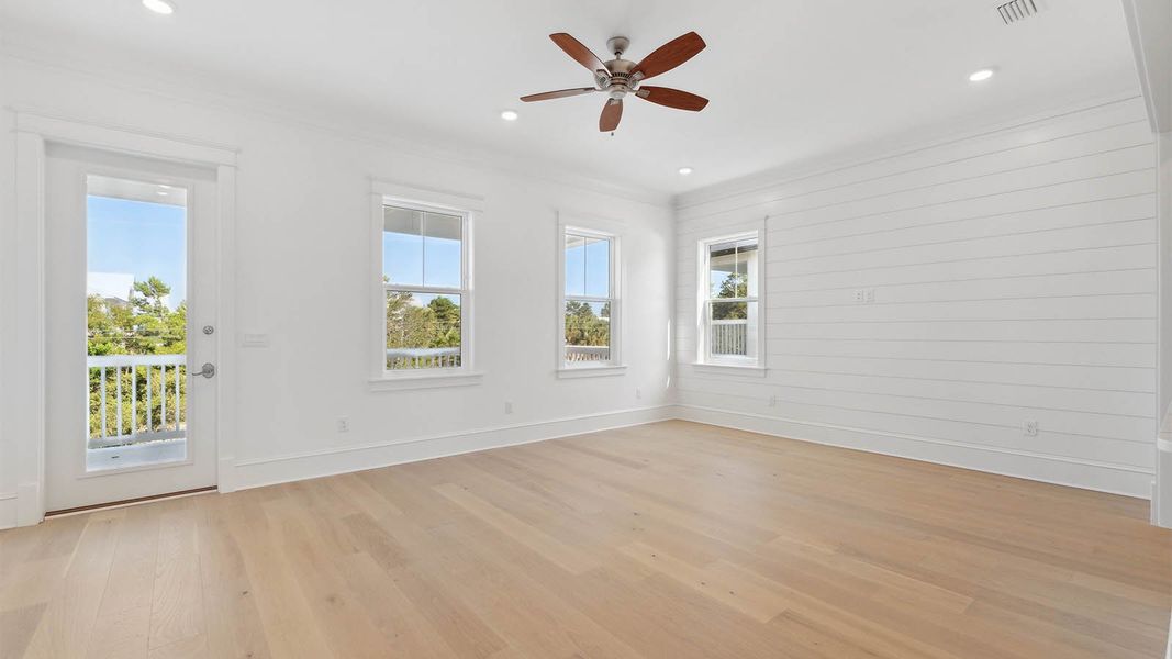 Representative unfurnished interior of a home built from the Cayman by D.R. Horton in Parkside, Santa Rosa Beach (Image 27).
