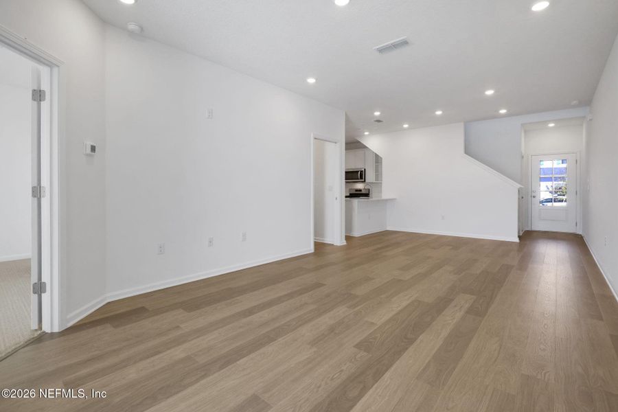 Spacious, unfurnished interior of a new home in Brook Forest, St. Augustine (Image 23).