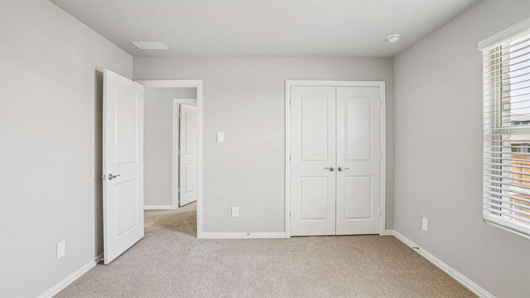 Photo is not of the actual home, but is an inspirational photo of builder’s model home and may depict options, furnishings, and/or decorator features that are not included.