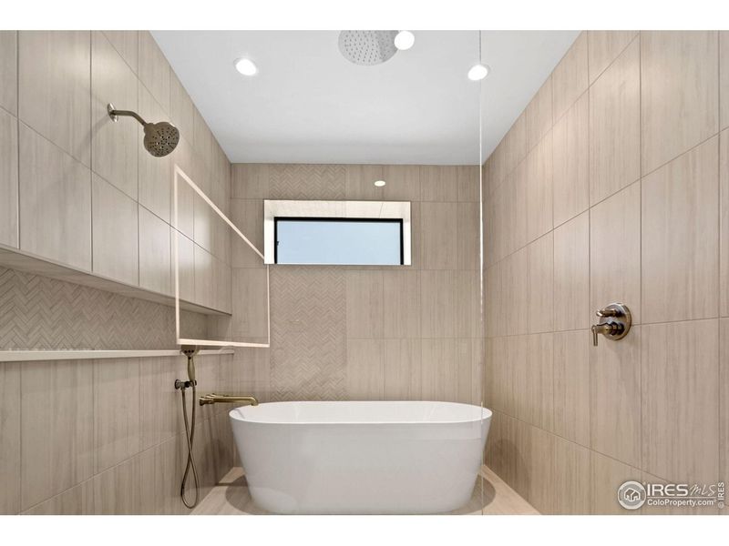 Furnished interior view inside a new home in , Loveland (Image 14).