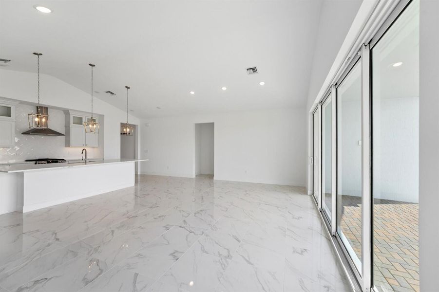 Kitchen, Dining Area & Great Room