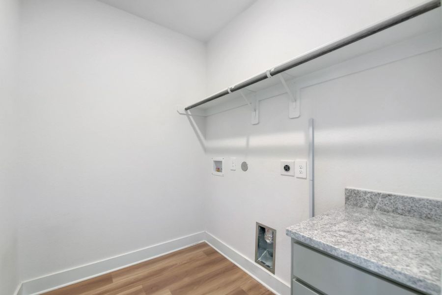 Spacious, unfurnished interior of a new home in Sorella, Tomball (Image 23). Spacious, unfurnished interior of a new home in Sorella, Tomball (Image 23).