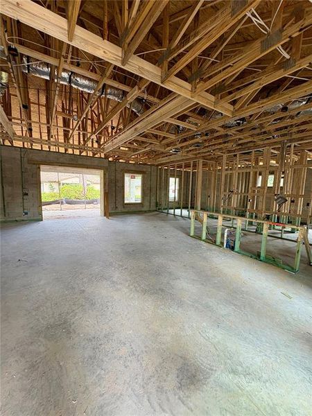 Spacious, unfurnished interior of a new home in , Palm Coast (Image 13).