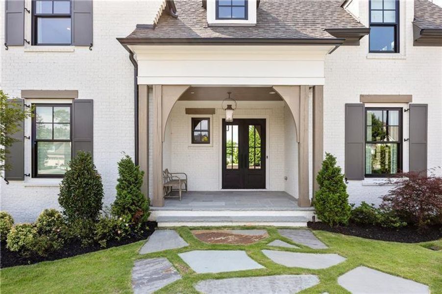 Exterior details and patio area of a home in Manor Estates, Alpharetta (Image 3).