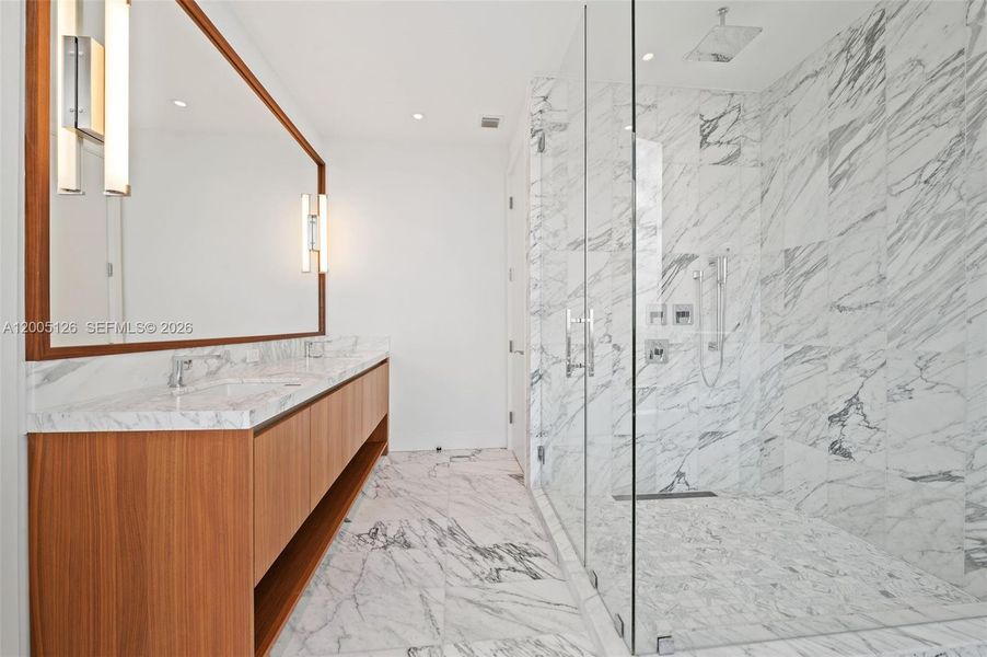 Image 29 of a home in .