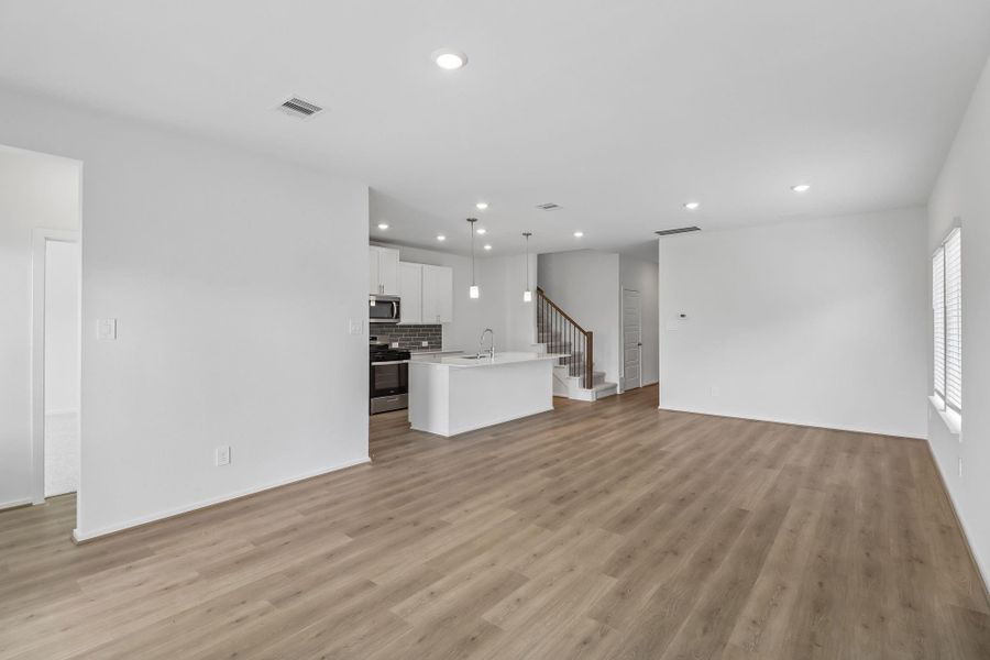Spacious, unfurnished interior of a new home in Landing Meadows - Premier Series, New Caney (Image 25). Spacious, unfurnished interior of a new home in Landing Meadows - Premier Series, New Caney (Image 25).