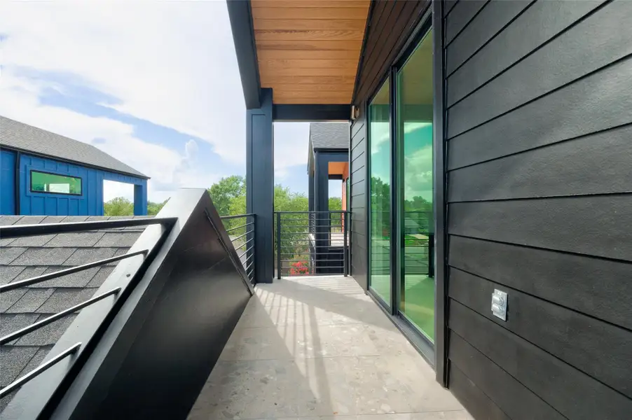 Exterior details and patio area of a home in , Austin (Image 20).