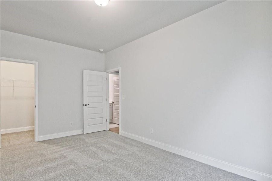 Spacious, unfurnished interior of a new home in Cooper's Walk, Loganville (Image 22).