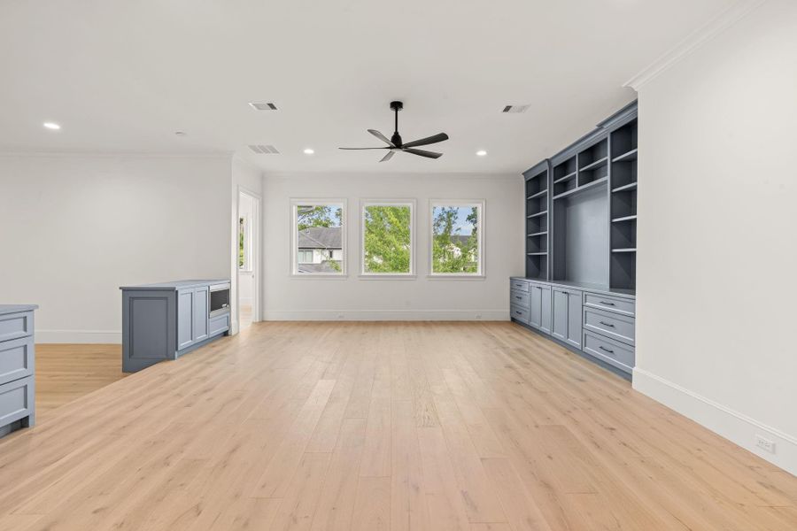 Spacious, unfurnished interior of a new home in , Houston (Image 23).