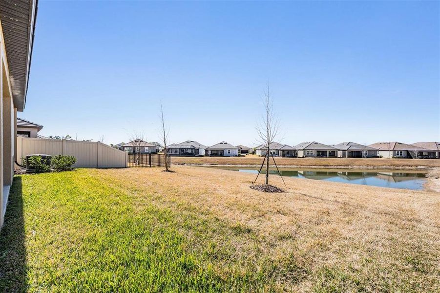 Exterior details and patio area of a home in , San Antonio (Image 27).