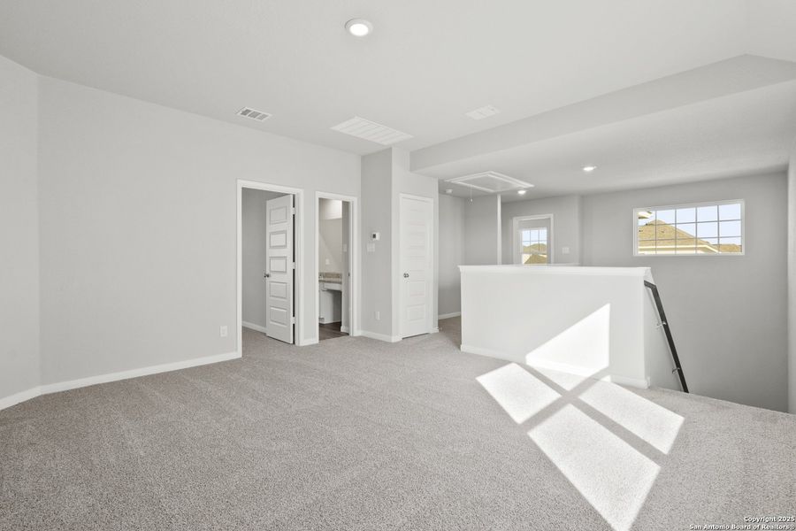 Spacious, unfurnished interior of a new home in Swenson Heights, Seguin (Image 25). Spacious, unfurnished interior of a new home in Swenson Heights, Seguin (Image 25).