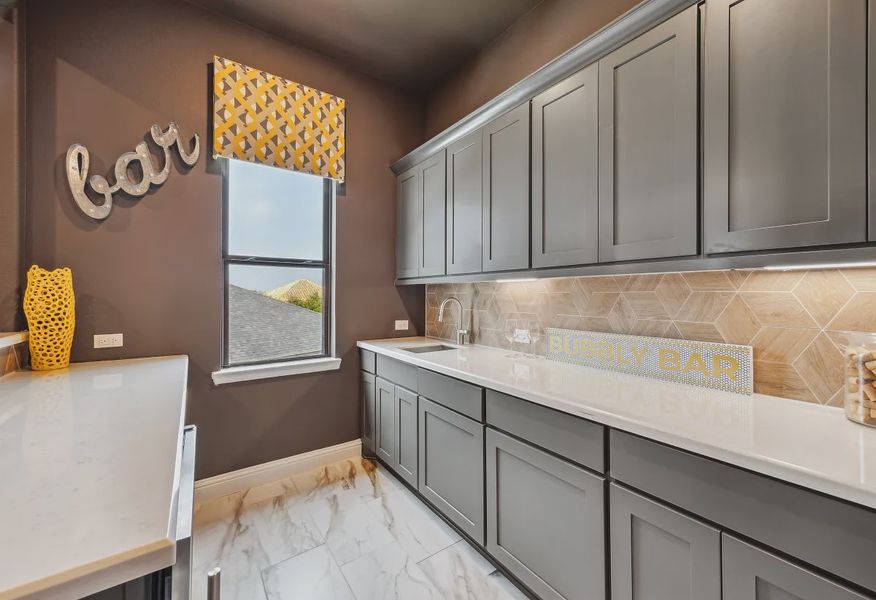 Plan 6020 wet bar - staged - 18 of 23 Plan 6020 wet bar - staged - 18 of 23