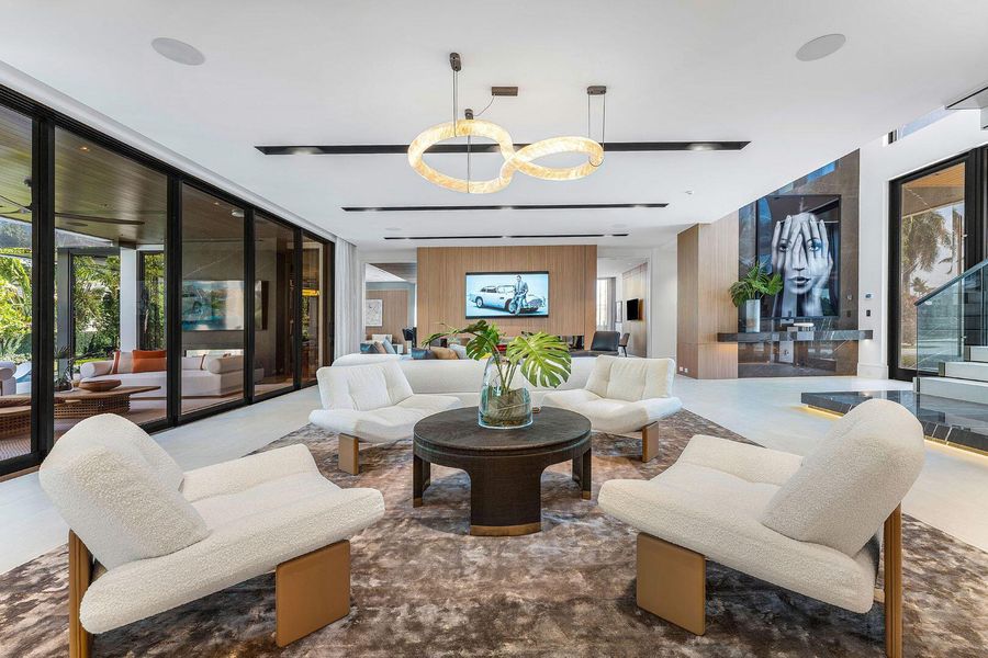 Image 30 of a home in .