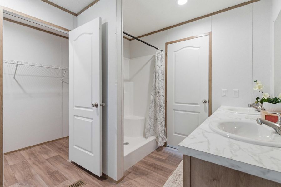 Furnished interior view inside a new home in , Orangeburg (Image 14).