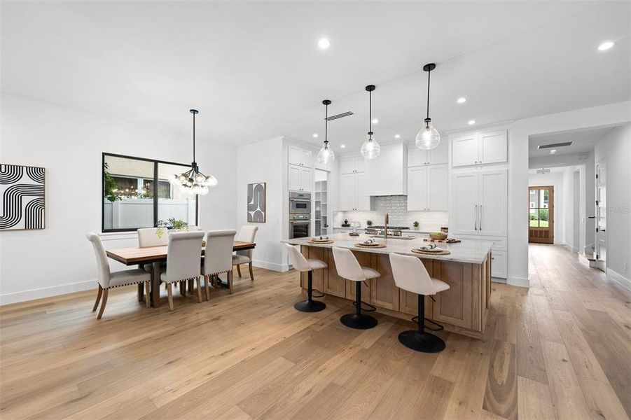 Furnished interior view inside a new home in , Orlando (Image 10).
