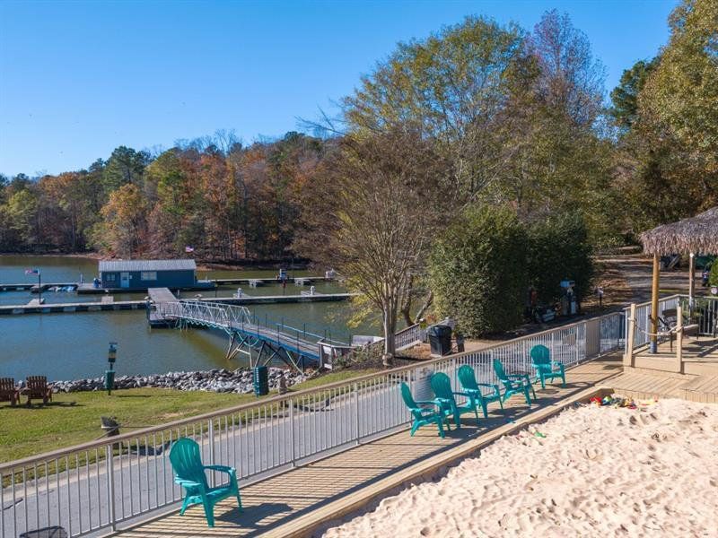 Image 92 of a home in Waypoint.