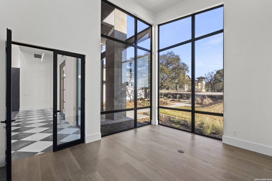 Spacious, unfurnished interior of a new home in , Boerne (Image 40).