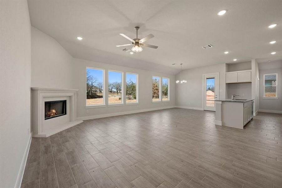 Spacious, unfurnished interior of a new home in Saddleback Estates, Boyd (Image 31). Spacious, unfurnished interior of a new home in Saddleback Estates, Boyd (Image 31).