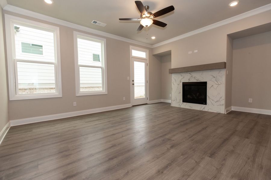Representative unfurnished interior of a home built from the The Charleston by The Providence Group in Aberdeen, Hoschton (Image 33).