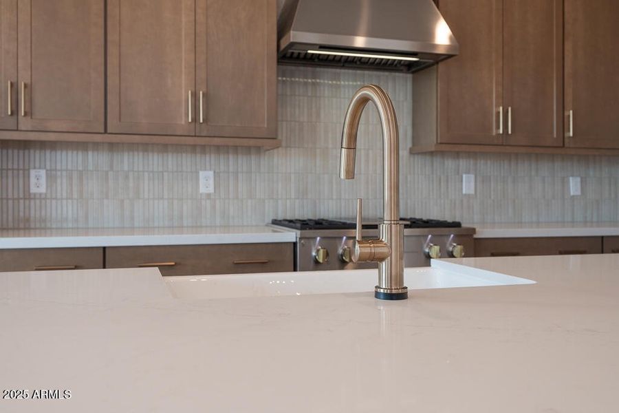 Tri Pointe Waterston Central 458 - Kitch Tri Pointe Waterston Central 458 - Kitch