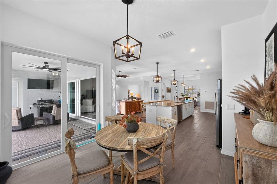 Furnished interior view inside a new home in , Punta Gorda (Image 66). Furnished interior view inside a new home in , Punta Gorda (Image 66).