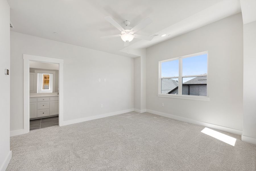 Spacious, unfurnished interior of a new home in Willow Grove Townhomes, Melissa (Image 39).