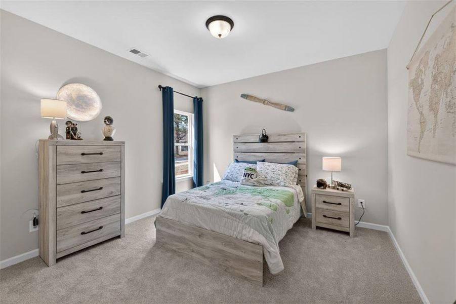 Furnished interior view inside a new home in Oakmont, Dallas (Image 23).