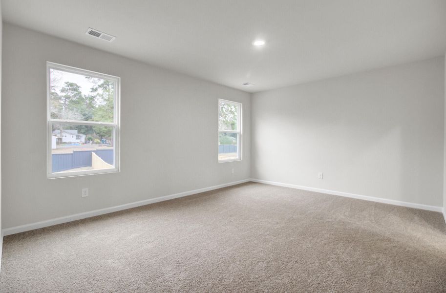 Spacious, unfurnished interior of a new home in , Ladson (Image 27).