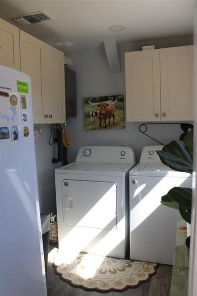 Furnished interior view inside a new home in , Brownwood (Image 21). Furnished interior view inside a new home in , Brownwood (Image 21).