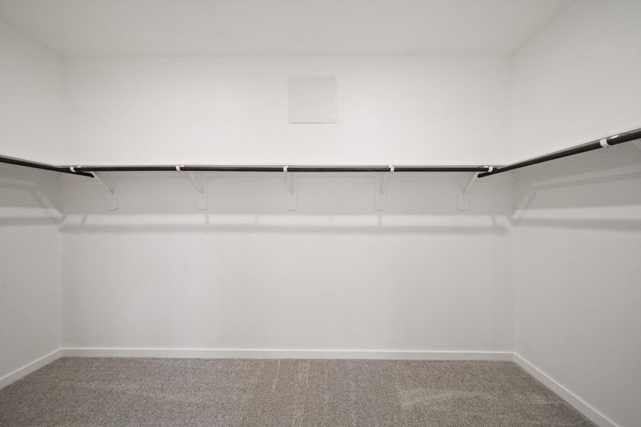 Spacious, unfurnished interior of a new home in Bayou Bend, Angleton (Image 19). Spacious, unfurnished interior of a new home in Bayou Bend, Angleton (Image 19).