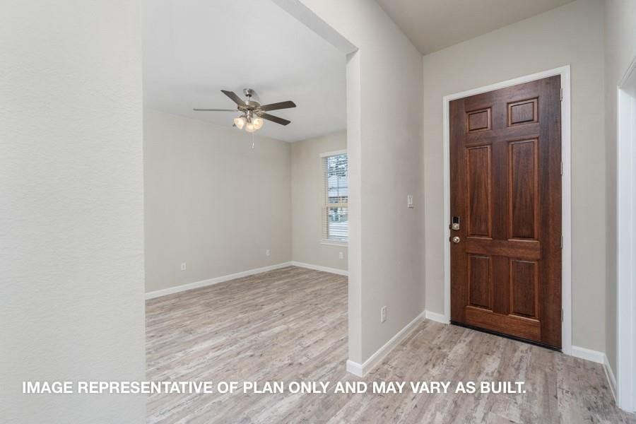 Spacious, unfurnished interior of a new home in River Ranch Estates, Dayton (Image 9).