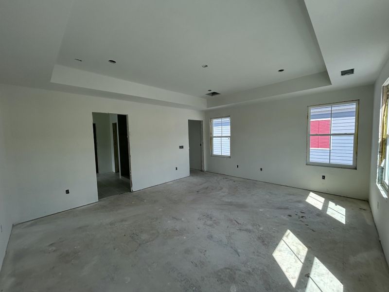 Spacious, unfurnished interior of a new home in , Summerville (Image 32).