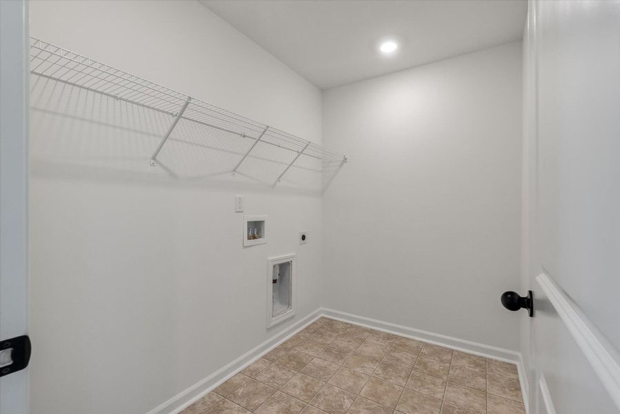 Spacious, unfurnished interior of a new home in Oakley Pointe, Moncks Corner (Image 29). Spacious, unfurnished interior of a new home in Oakley Pointe, Moncks Corner (Image 29).
