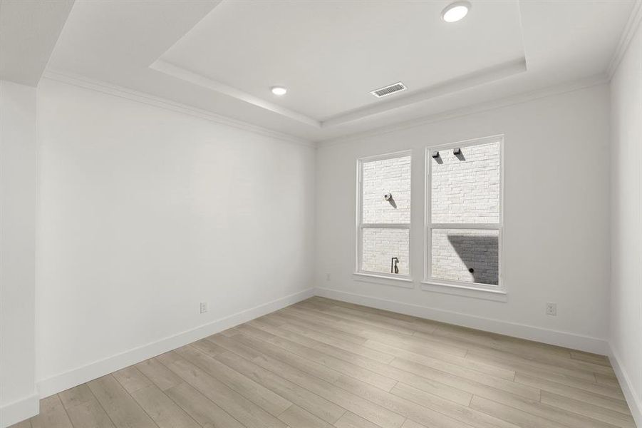 05. 9613 Westchester - Dining