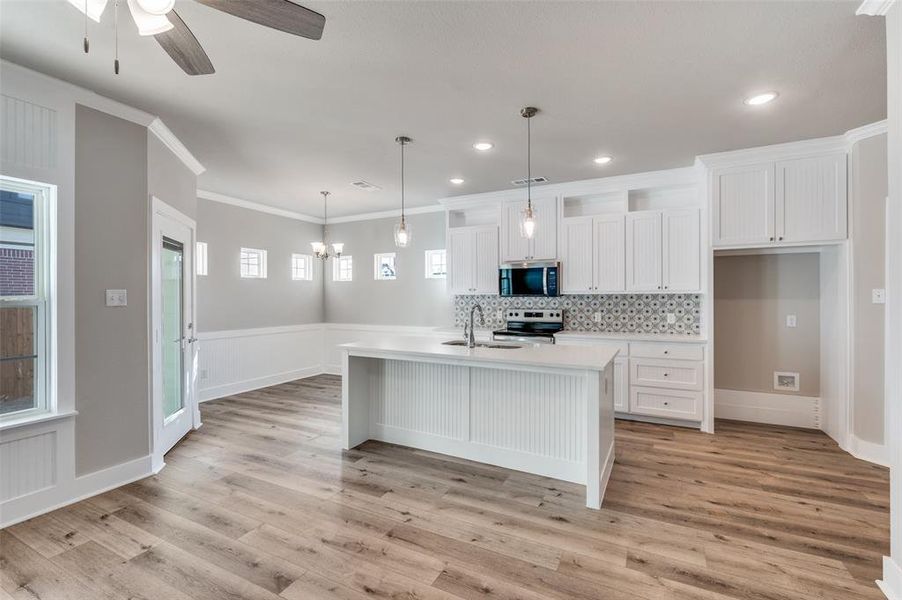 Furnished interior view inside a new home in , Lake Dallas (Image 8).
