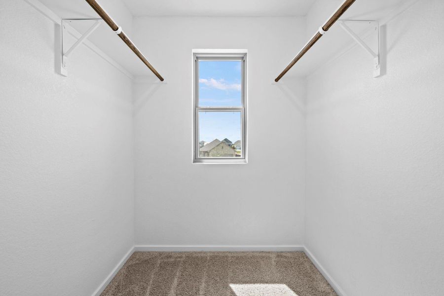 Spacious, unfurnished interior of a new home in Creekhaven, Rosharon (Image 18). Spacious, unfurnished interior of a new home in Creekhaven, Rosharon (Image 18).