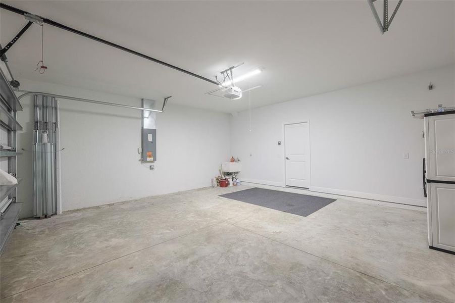 Spacious, unfurnished interior of a new home in , North Port (Image 29). Spacious, unfurnished interior of a new home in , North Port (Image 29).