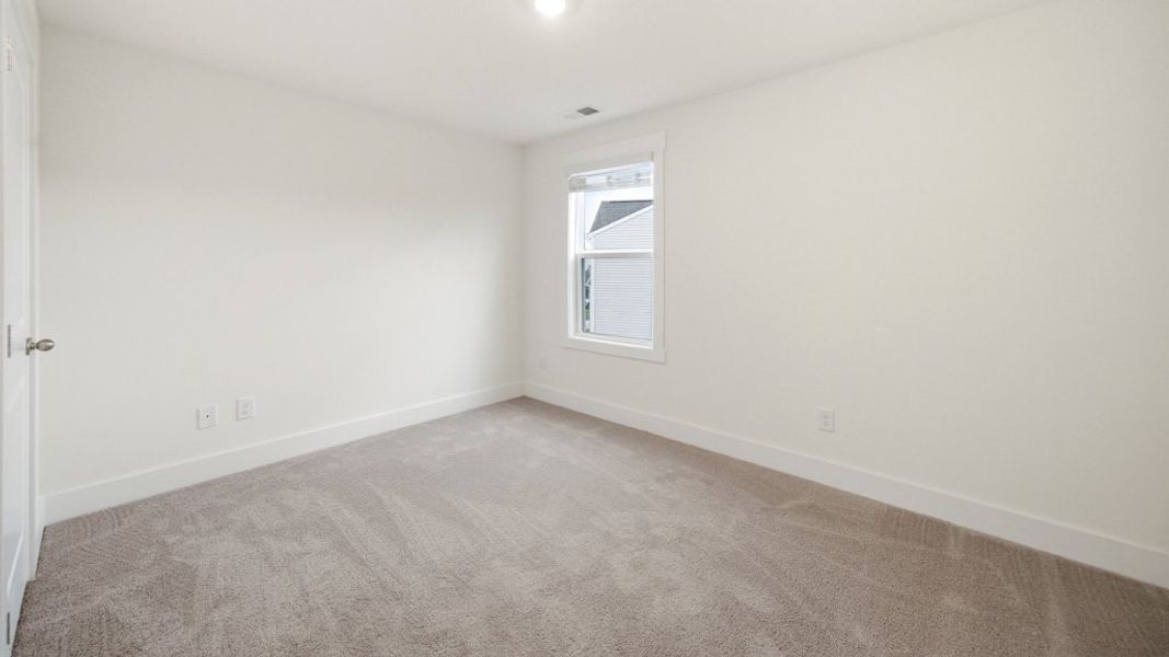 Spacious, unfurnished interior of a new home in Keebler Meadows, Johnson City (Image 23).