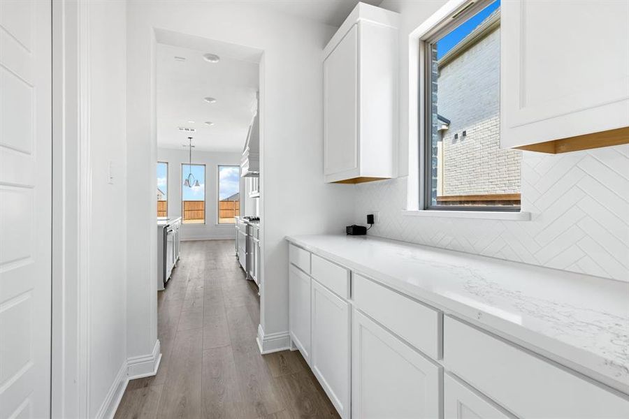 Furnished interior view inside a new home in Sandbrock Ranch, Aubrey (Image 16).
