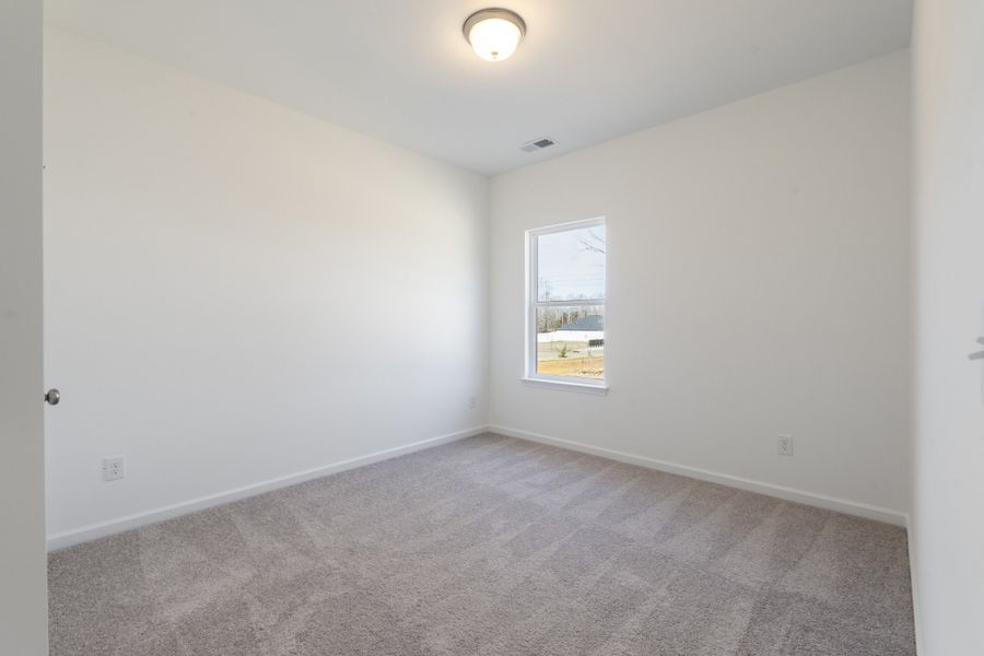 Spacious, unfurnished interior of a new home in Jackson Hills, Clarksville (Image 27).