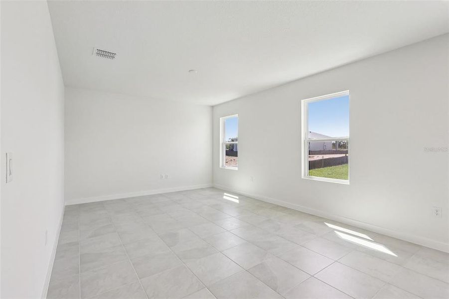 Spacious, unfurnished interior of a new home in Willowbrook North, Winter Haven (Image 17). Spacious, unfurnished interior of a new home in Willowbrook North, Winter Haven (Image 17).