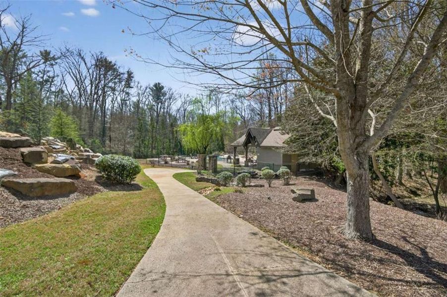 Natural landscape and outdoor views near  in Gainesville (Image 42).